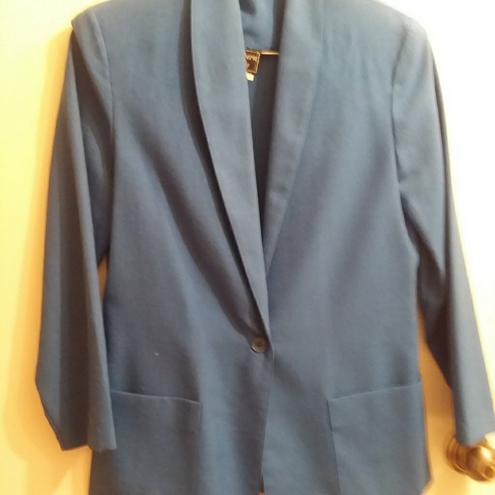 Ladies  jacket